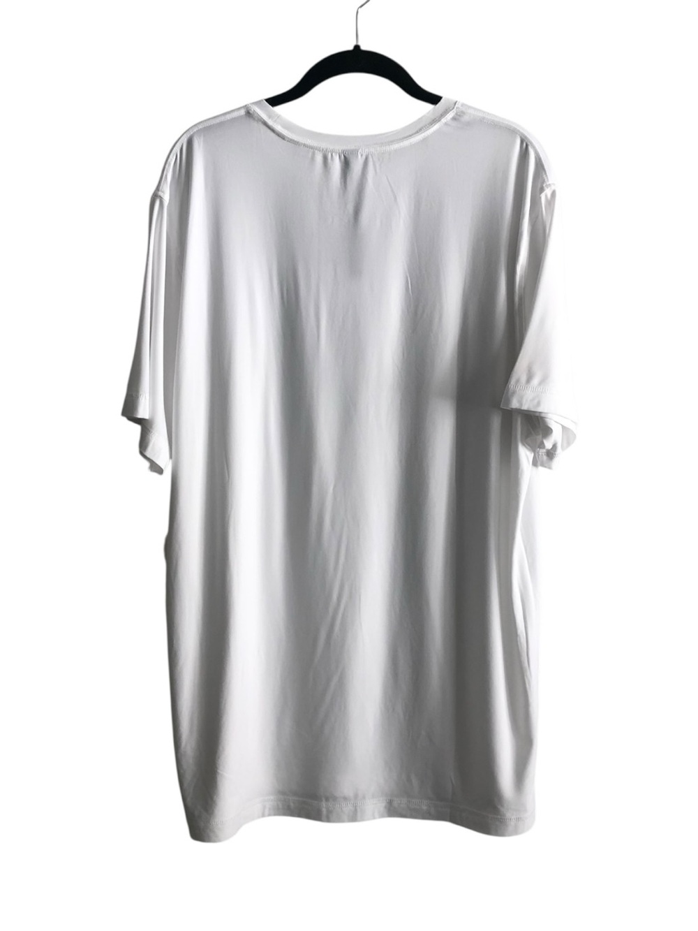 Vuori Strato Tech Tee White Short Sleeve Crew Neck T‑Shirt NWT - Picture 2 of 5